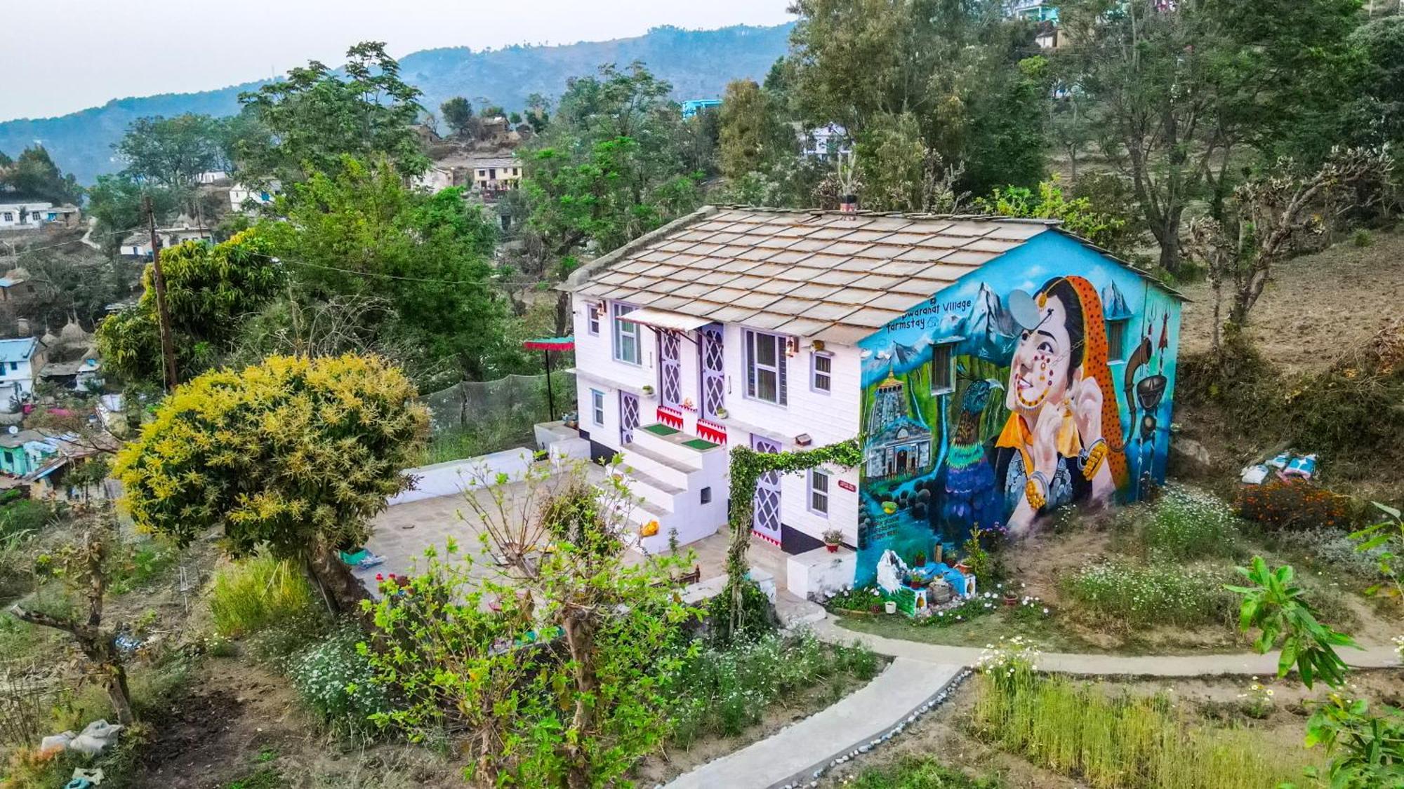 Dwarahat Village Farmstay- Babaji'S Cave Exterior photo